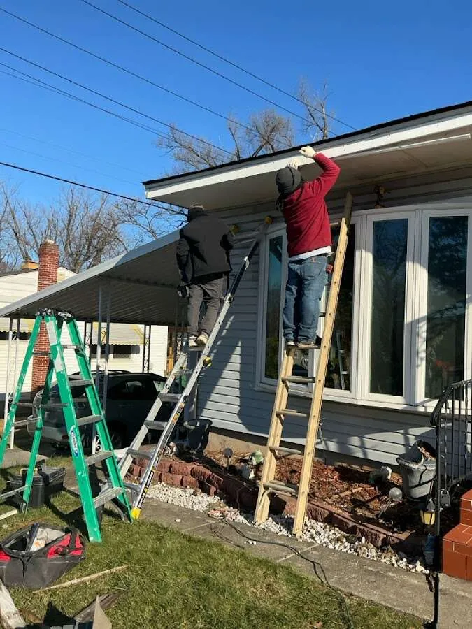 Restoration crew performing exterior repair in Port St. Lucie